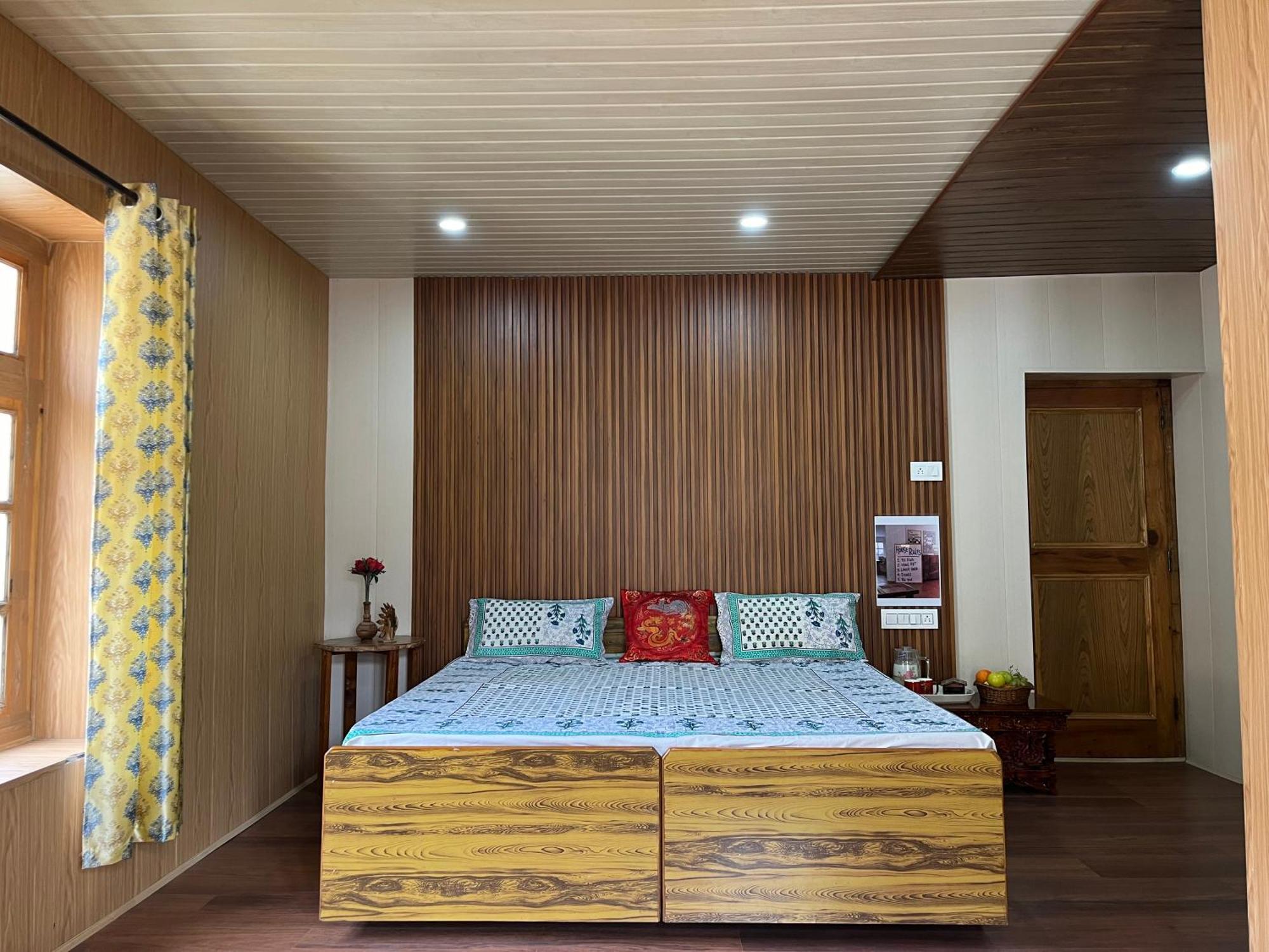 Homestay Snowflake Gondhla